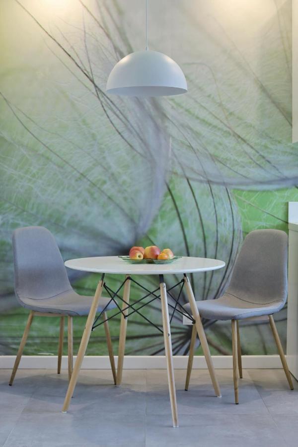Capital Towers - Apartament Green Z Widokiem Na Rzeke Rzeszów Exteriör bild